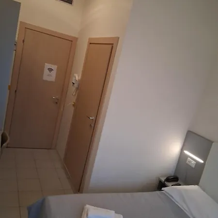 Hotel Aron