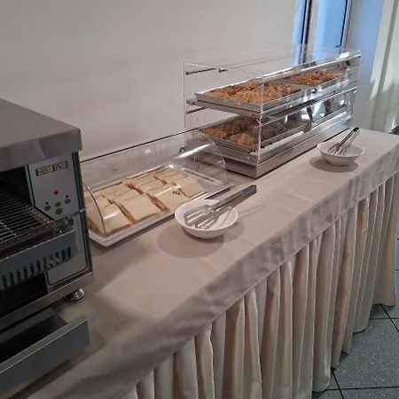 Hotel Aron 3*