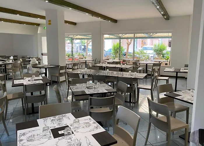 Aron 3* Ρίμινι