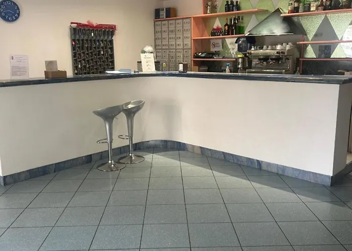 Aron Ξενοδοχείο 3*